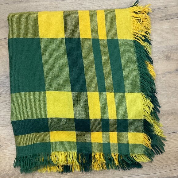 Plaid Scarf Yellow Green 55" x 29" Fall Winter Excellent condition! - Picture 2 of 3